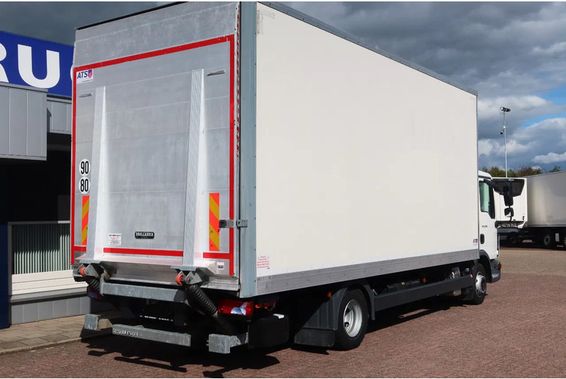 MAN TGL 12.250 Bakwagen + Laadklep DHollandia 2000 kg - Kamion sa zatvorenim sandukom: slika 3 MAN TGL 12.250 Bakwagen + Laadklep DHollandia 2000 kg - Kamion sa zatvorenim sandukom: slika 3