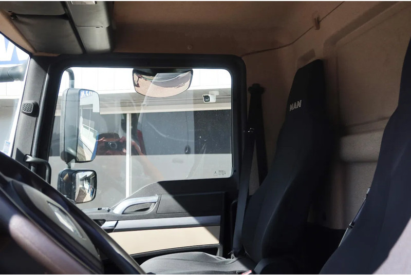MAN TGL 12.250 Bakwagen + Laadklep DHollandia 2000 kg - Kamion sa zatvorenim sandukom: slika 5 MAN TGL 12.250 Bakwagen + Laadklep DHollandia 2000 kg - Kamion sa zatvorenim sandukom: slika 5