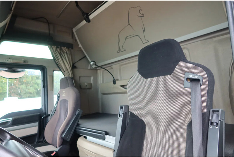 MAN TGX 26.500 6x2 Bak + Klep 3000 KG, FULL AIR SUSPENSION, SKY- LIGHTS. - Kamion sa zatvorenim sandukom: slika 5 MAN TGX 26.500 6x2 Bak + Klep 3000 KG, FULL AIR SUSPENSION, SKY- LIGHTS. - Kamion sa zatvorenim sandukom: slika 5