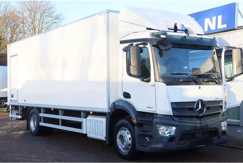 Mercedes-Benz Antos 2127 L Bak+Klep Dhollandia 2.000 kg, Geisoleerd dak - Kamion sa zatvorenim sandukom: slika 2 Mercedes-Benz Antos 2127 L Bak+Klep Dhollandia 2.000 kg, Geisoleerd dak - Kamion sa zatvorenim sandukom: slika 2
