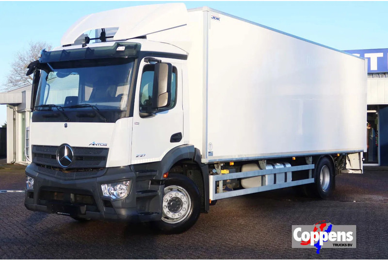 Mercedes-Benz Antos 2127 L Bak+Klep Dhollandia 2.000 kg, Geisoleerd dak - Kamion sa zatvorenim sandukom: slika 1 Mercedes-Benz Antos 2127 L Bak+Klep Dhollandia 2.000 kg, Geisoleerd dak - Kamion sa zatvorenim sandukom: slika 1
