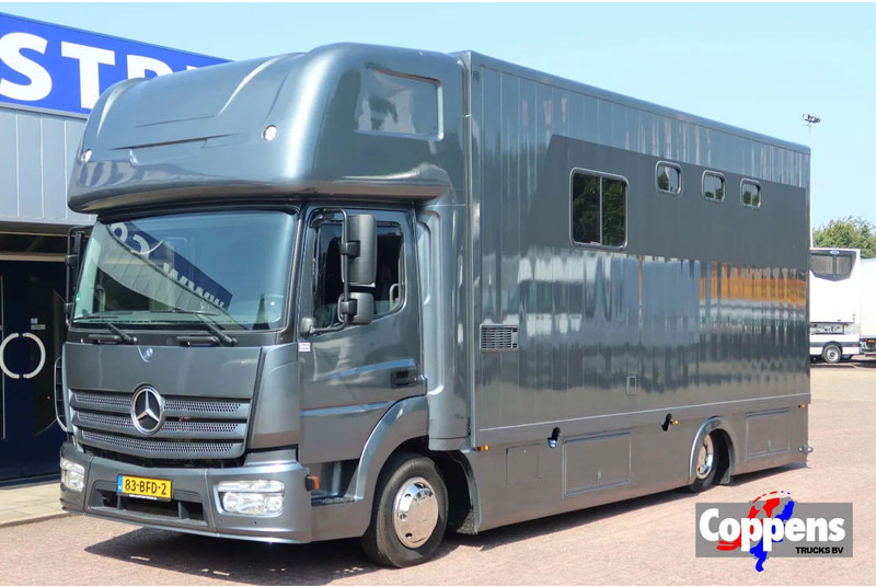 Mercedes-Benz Atego 816 L 3 Paarden/4 Ponies Nieuwe APK + nieuwe accu. - Kamion za prevoz konja: slika 1 Mercedes-Benz Atego 816 L 3 Paarden/4 Ponies Nieuwe APK + nieuwe accu. - Kamion za prevoz konja: slika 1