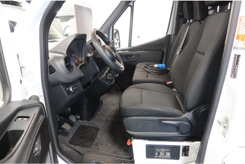 Mercedes-Benz Sprinter 316 CDI Koel/Vries/Verwarmen +Klep L2/H2 - Dostavno vozilo hladnjača: slika 5 Mercedes-Benz Sprinter 316 CDI Koel/Vries/Verwarmen +Klep L2/H2 - Dostavno vozilo hladnjača: slika 5