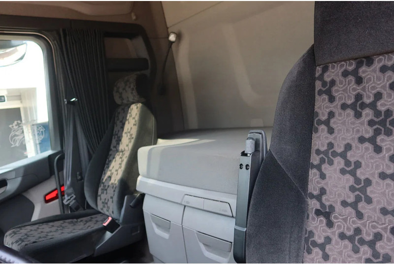 Scania R500 NGS R 500 6x2 Chassis, Stuur liftr as 6x2 - Kamion sa golom šasijom i zatvorenom kabinom: slika 5 Scania R500 NGS R 500 6x2 Chassis, Stuur liftr as 6x2 - Kamion sa golom šasijom i zatvorenom kabinom: slika 5