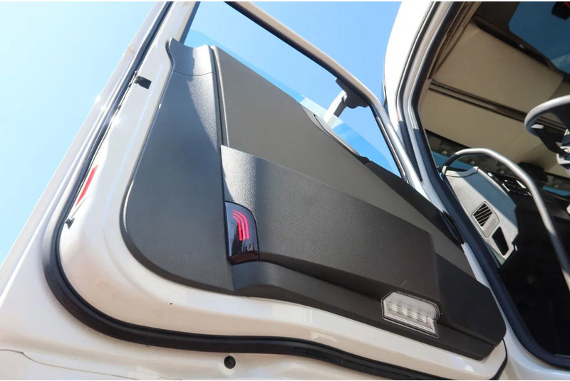 Tegljač Volvo FH 460 Voith Retarder Standklima, Iparkcool: slika 13