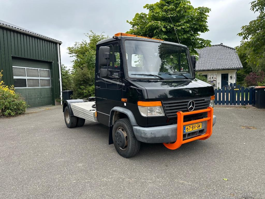 Mercedes Vario 614 814 618 818 BE trekker combi combinatie - Mini tegljač: slika 1 Mercedes Vario 614 814 618 818 BE trekker combi combinatie - Mini tegljač: slika 1