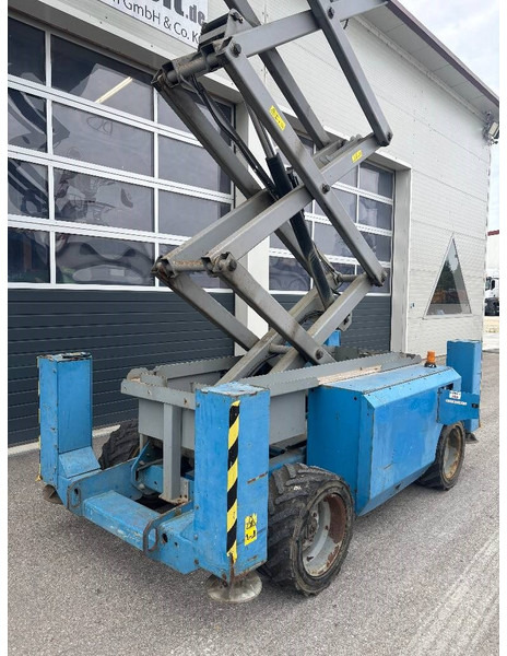 Lift u obliku makaza Genie GS 2668 RT 10m Diesel Scherenarbeitsbühne: slika 14
