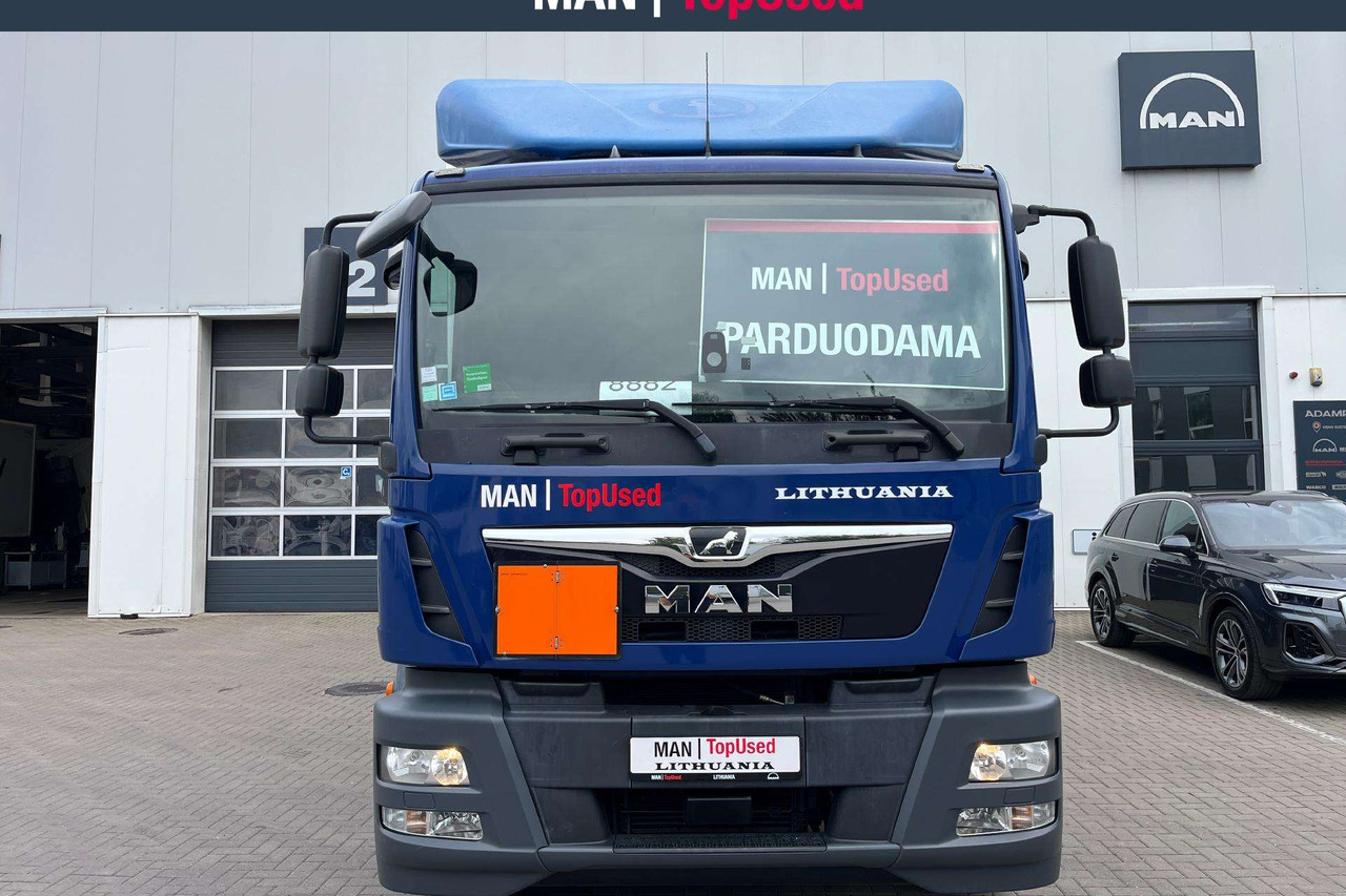 MAN TGM 15.250 4X2 Liftas ADR AT(8882) - Kamion sa zatvorenim sandukom: slika 3 MAN TGM 15.250 4X2 Liftas ADR AT(8882) - Kamion sa zatvorenim sandukom: slika 3