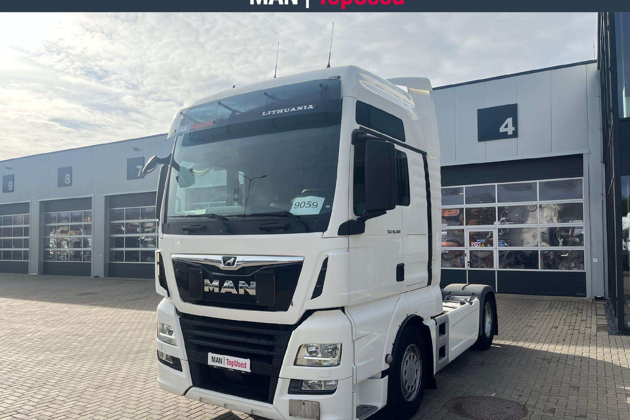 MAN 18.500 4X2 XXL Cab Retarder (9059) - Tegljač: slika 1 MAN 18.500 4X2 XXL Cab Retarder (9059) - Tegljač: slika 1