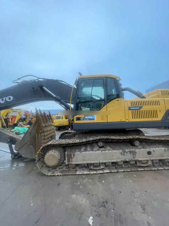90% new and low hours 48 ton VOLVO EC480D used excavator for sale cheap hot sale Used VOLVO EC480D second hand excavator - Bager guseničar: slika 3 90% new and low hours 48 ton VOLVO EC480D used excavator for sale cheap hot sale Used VOLVO EC480D second hand excavator - Bager guseničar: slika 3