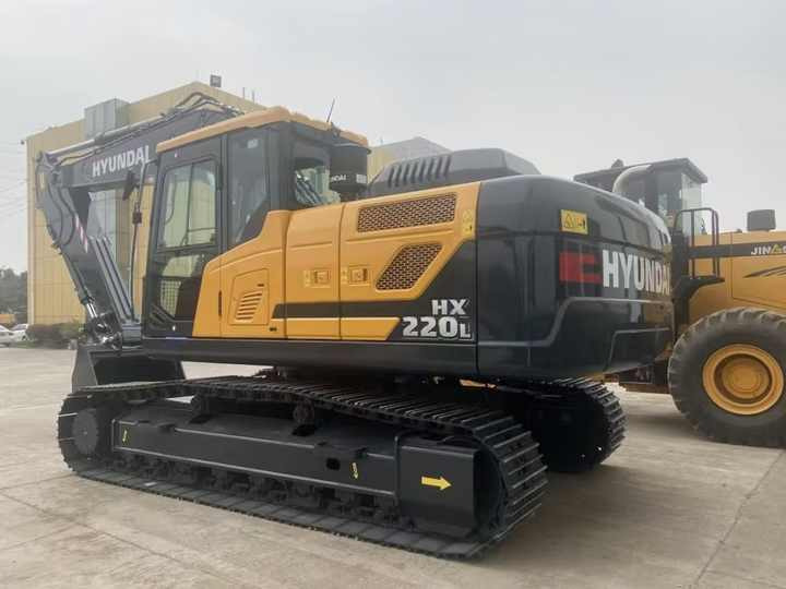 Certificated High Quality Hyundai 220LC Excavator 220lc-9s HX220L 220HD 22 Tons Excavator for Sale - Bager: slika 3 Certificated High Quality Hyundai 220LC Excavator 220lc-9s HX220L 220HD 22 Tons Excavator for Sale - Bager: slika 3