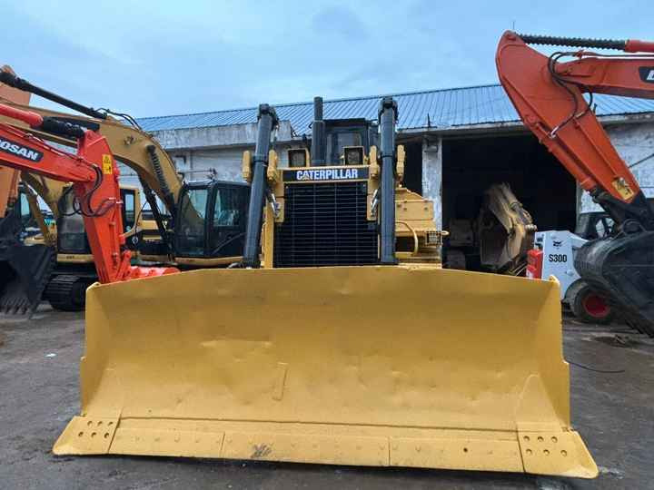 Cheap Caterpillar Bulldozer Cat D8R Second Hand Bulldozer With Rippers On Sale In Shanghai - Buldožer: slika 5 Cheap Caterpillar Bulldozer Cat D8R Second Hand Bulldozer With Rippers On Sale In Shanghai - Buldožer: slika 5