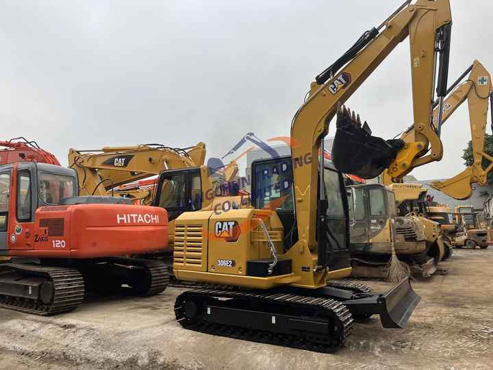 Excellent Used Cheap Caterpillar cat 303.5e cat 305.5 caterpillar 306e cat 306e2 306 306d 307 307c 307d 307e used excavator - Bager guseničar: slika 5 Excellent Used Cheap Caterpillar cat 303.5e cat 305.5 caterpillar 306e cat 306e2 306 306d 307 307c 307d 307e used excavator - Bager guseničar: slika 5