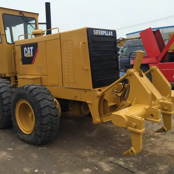 High Quality Second Hand Cat 140h Grader Used excellent Grader cat 140h 140k with good condition in Low Price on sale - Grejder: slika 1 High Quality Second Hand Cat 140h Grader Used excellent Grader cat 140h 140k with good condition in Low Price on sale - Grejder: slika 1