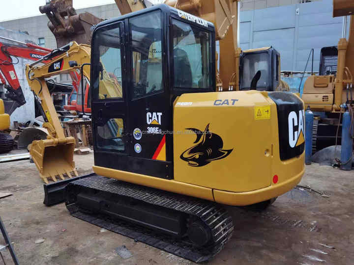 Second Hand Original Japan Cat 306e Excavator 90% new Condition Used 306E 306E2 used digger with good condition for sale - Mini bager: slika 5 Second Hand Original Japan Cat 306e Excavator 90% new Condition Used 306E 306E2 used digger with good condition for sale - Mini bager: slika 5