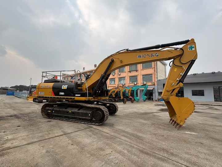 Used CATERPILLAR 336D2 Excavator CAT 336D2 330 360 Used CAT 336D2 Excavator for Sale Used Walking Excavator on Caterpillar - Bager: slika 2 Used CATERPILLAR 336D2 Excavator CAT 336D2 330 360 Used CAT 336D2 Excavator for Sale Used Walking Excavator on Caterpillar - Bager: slika 2