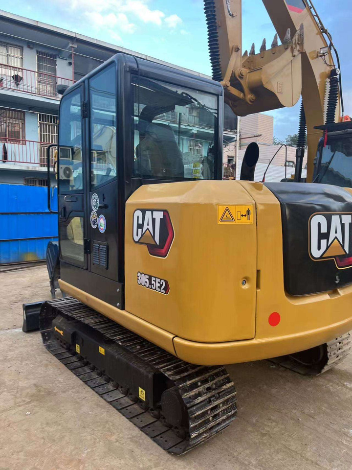 Used construction machine 305.5E2 CAT excavator mini 5 tons excavator high performance cheap - Bager guseničar: slika 3 Used construction machine 305.5E2 CAT excavator mini 5 tons excavator high performance cheap - Bager guseničar: slika 3
