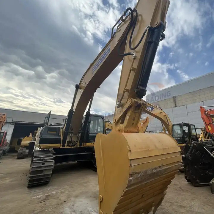 Low price caterpillar Used 336D2L 336D2 336D Hydraulic Crawler Excavator Suitable For Construction/ Agriculture Digging - Bager guseničar: slika 2 Low price caterpillar Used 336D2L 336D2 336D Hydraulic Crawler Excavator Suitable For Construction/ Agriculture Digging - Bager guseničar: slika 2