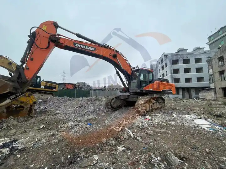 New arrival Used Doosan excavator DX520LC-9C in good condition for sale in good condition - Bager guseničar: slika 4 New arrival Used Doosan excavator DX520LC-9C in good condition for sale in good condition - Bager guseničar: slika 4
