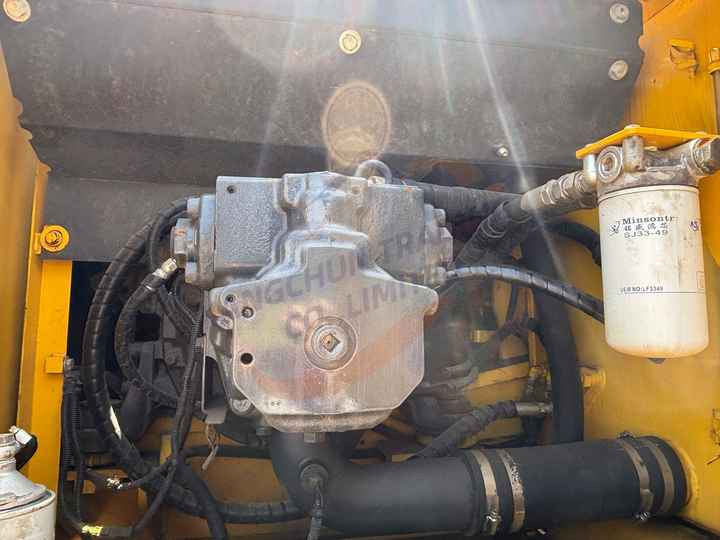 Bager guseničar nice porfmance Japanese Hot Selling Good Condition Used Excavator Komatsu PC200 Cheap Price PC210 PC220-8: slika 6