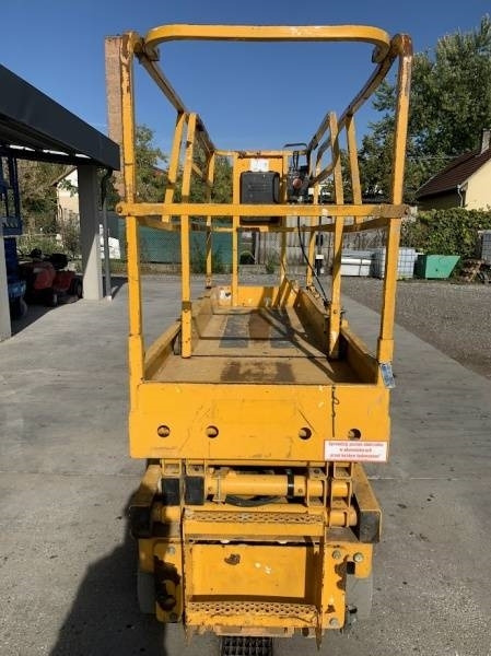 Haulotte Compact 8 - 8m, electric - Lift u obliku makaza: slika 3 Haulotte Compact 8 - 8m, electric - Lift u obliku makaza: slika 3
