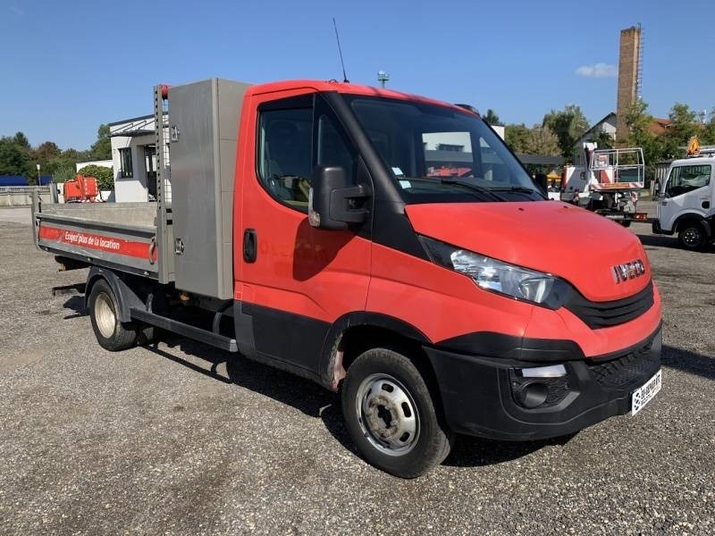 Iveco 35C12 - Tipper - Istovarivač: slika 2 Iveco 35C12 - Tipper - Istovarivač: slika 2