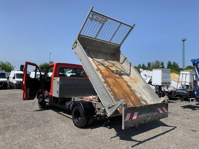 Istovarivač Iveco 35C13 - Tipper: slika 10 Istovarivač Iveco 35C13 - Tipper: slika 10