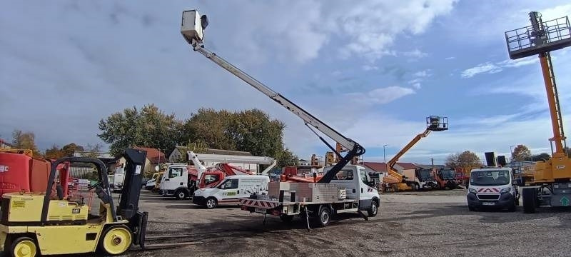 Vazdušna platforma montirana na kamion Iveco Daily Klubb KT48 - 16m, 200kg: slika 10 Vazdušna platforma montirana na kamion Iveco Daily Klubb KT48 - 16m, 200kg: slika 10