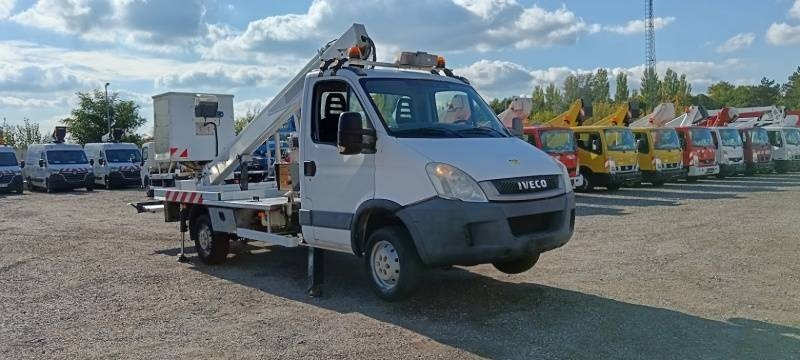 Iveco Daily Multitel 160 ALU DS - 16m - Vazdušna platforma montirana na kamion: slika 1 Iveco Daily Multitel 160 ALU DS - 16m - Vazdušna platforma montirana na kamion: slika 1
