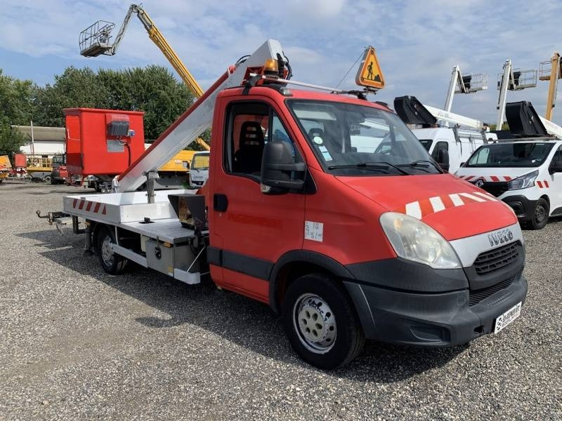 Iveco Daily Multitel 160 ALU DS - 16m - Vazdušna platforma montirana na kamion: slika 1 Iveco Daily Multitel 160 ALU DS - 16m - Vazdušna platforma montirana na kamion: slika 1