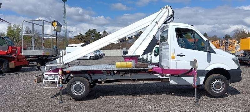 Mercedes-Benz Sprinter GSR B180T - 17,8m - 300 kg - Vazdušna platforma montirana na kamion: slika 4 Mercedes-Benz Sprinter GSR B180T - 17,8m - 300 kg - Vazdušna platforma montirana na kamion: slika 4