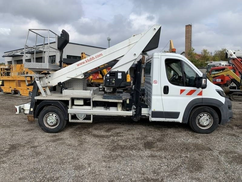 Peugeot Boxer Isoli VT42NEXS - 14,1m, 240kg - Vazdušna platforma montirana na kamion: slika 4 Peugeot Boxer Isoli VT42NEXS - 14,1m, 240kg - Vazdušna platforma montirana na kamion: slika 4