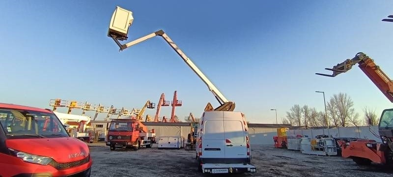 Vazdušna platforma montirana na kamion Renault Master Klubb K32: slika 10