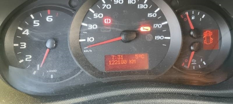 Vazdušna platforma montirana na kamion Renault Master Klubb K32: slika 16