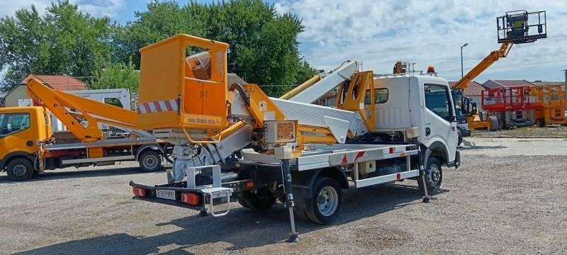 Vazdušna platforma montirana na kamion Renault Maxity Multitel MX200 - 20 m: slika 6 Vazdušna platforma montirana na kamion Renault Maxity Multitel MX200 - 20 m: slika 6