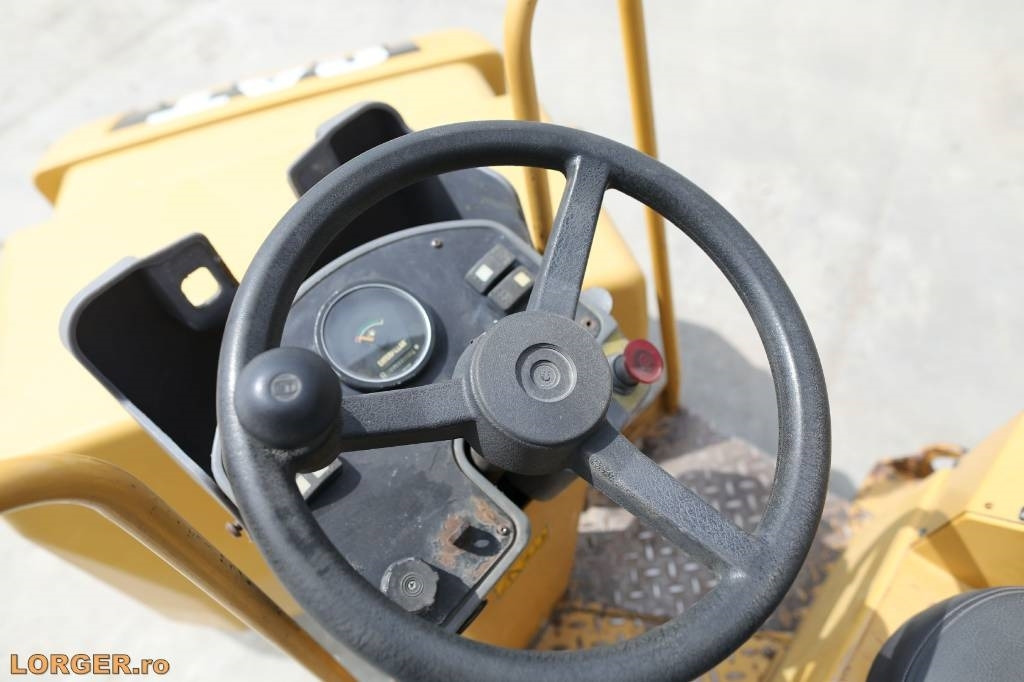 Valjak za puteve CAT CB 224 E: slika 9