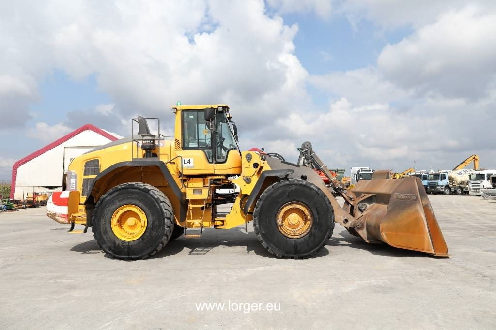 Volvo L 220 H  - Utovarivač točkaš: slika 2 Volvo L 220 H  - Utovarivač točkaš: slika 2