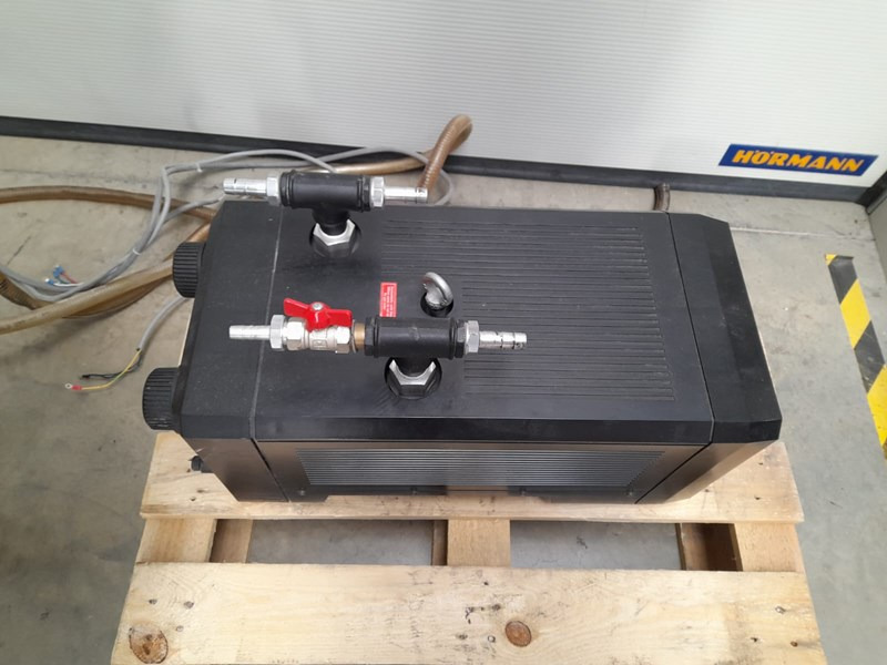 Lizing Horizon AFC-504 AKT | folder | 4 | 2001 Horizon AFC-504 AKT | folder | 4 | 2001: slika 15 Lizing Horizon AFC-504 AKT | folder | 4 | 2001 Horizon AFC-504 AKT | folder | 4 | 2001: slika 15