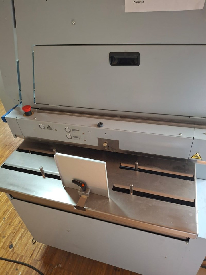 Horizon BQ-470 | 2009 | 800.000 - Mašina za uvezivanje knjiga: slika 5 Horizon BQ-470 | 2009 | 800.000 - Mašina za uvezivanje knjiga: slika 5