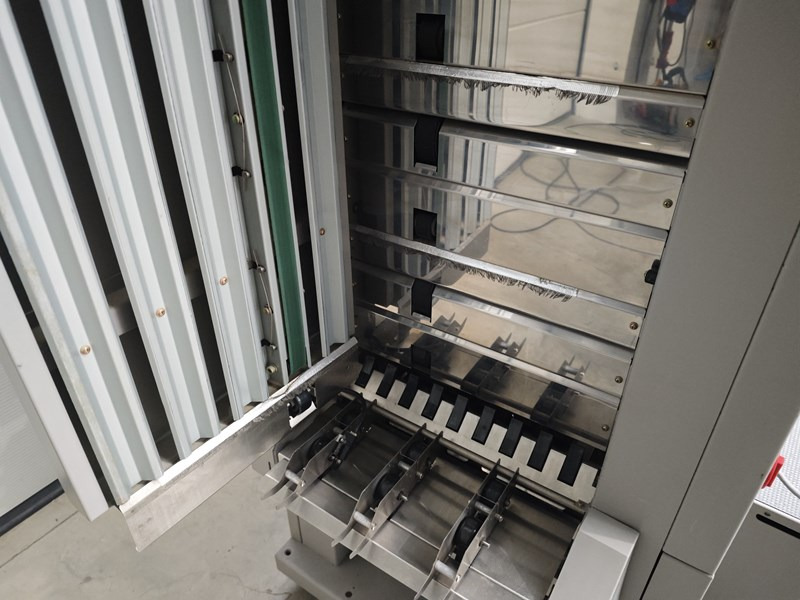 Horizon VAC-60Hc | 2004 | 3 Mio - Štamparska mašina: slika 2 Horizon VAC-60Hc | 2004 | 3 Mio - Štamparska mašina: slika 2