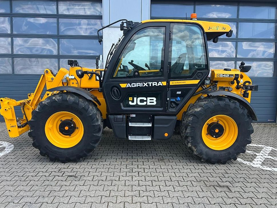 J.Reiff Sarl
Herr Stefan Neukirch - 77 Z.I in den - Teleskopski upravljač: slika 3 J.Reiff Sarl
Herr Stefan Neukirch - 77 Z.I in den - Teleskopski upravljač: slika 3