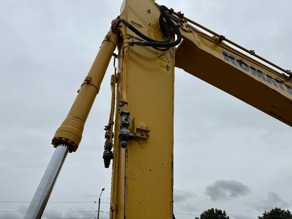 Bager guseničar Komatsu PC 210 LC-11: slika 16