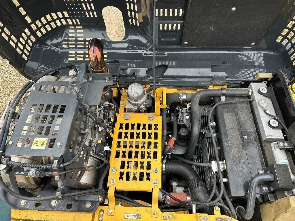 Bager guseničar Komatsu PC 210 LC-11: slika 13