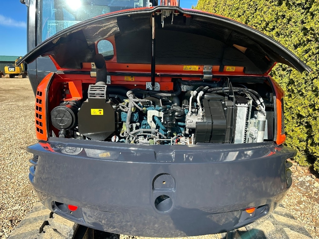 Mini bager Kubota KX 080-4: slika 12