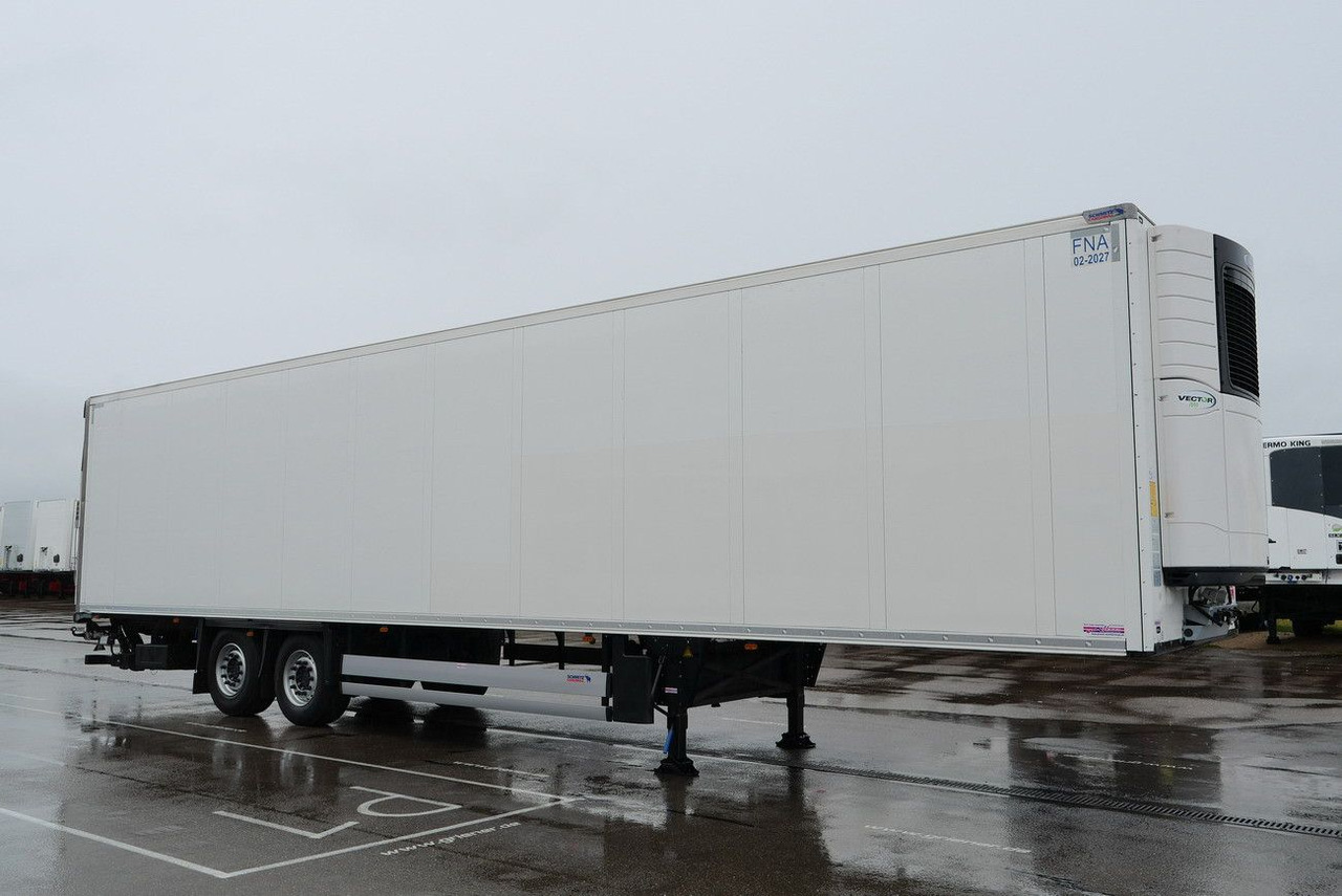 Schmitz Cargobull SKO 18 /LBW BÄR 2500 kg / CARRIER 1550 / LIFT - Poluprikolica hladnjače: slika 3 Schmitz Cargobull SKO 18 /LBW BÄR 2500 kg / CARRIER 1550 / LIFT - Poluprikolica hladnjače: slika 3