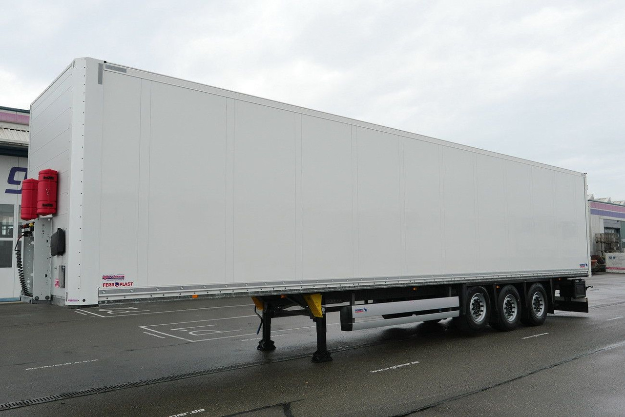 Schmitz Cargobull SKO/SBO 24 ZURRLEISTE / ZURRINGE / LIFTACHSE - Poluprikolica sa zatvorenim sandukom: slika 3 Schmitz Cargobull SKO/SBO 24 ZURRLEISTE / ZURRINGE / LIFTACHSE - Poluprikolica sa zatvorenim sandukom: slika 3