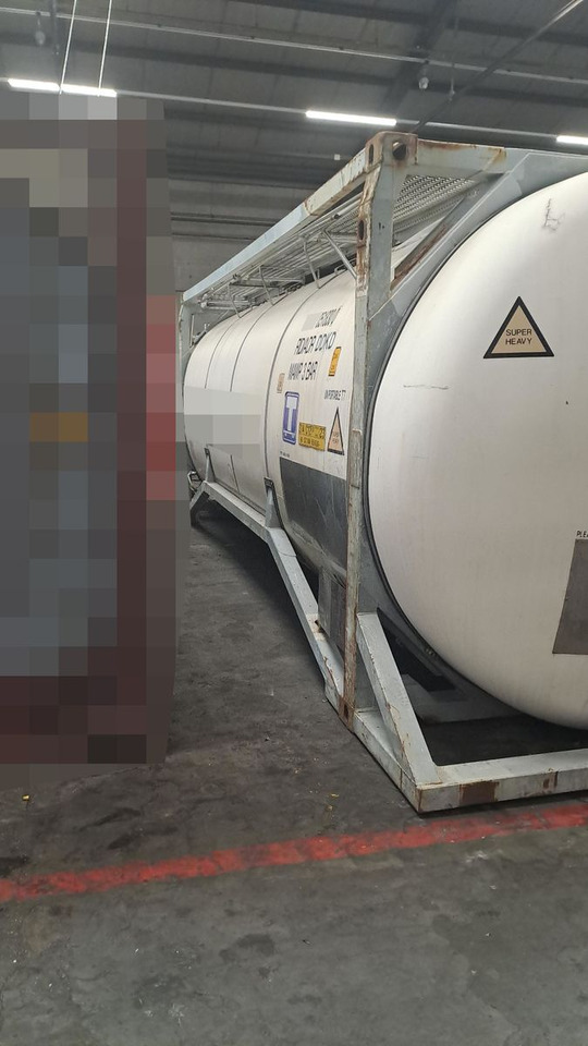 31.000 Liter V4A ADR bis 6/2026 mehrmals vorha - Tank kontejner: slika 1 31.000 Liter V4A ADR bis 6/2026 mehrmals vorha - Tank kontejner: slika 1