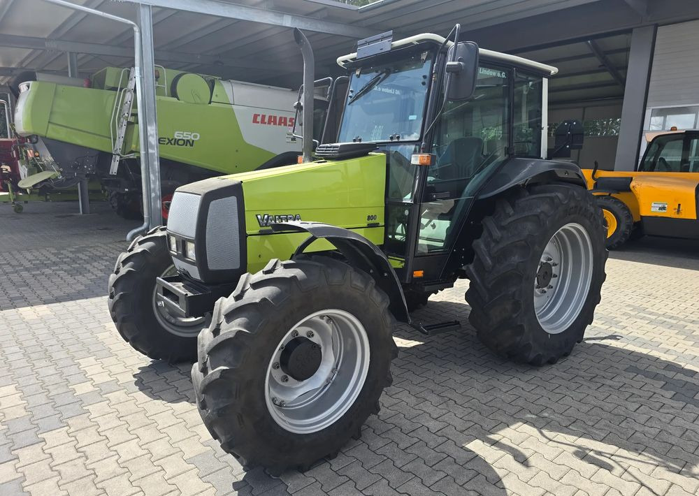 Valtra 800 - Traktor: slika 2 Valtra 800 - Traktor: slika 2