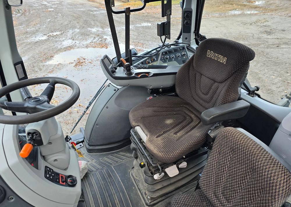 Valtra T 174S - Traktor: slika 5 Valtra T 174S - Traktor: slika 5