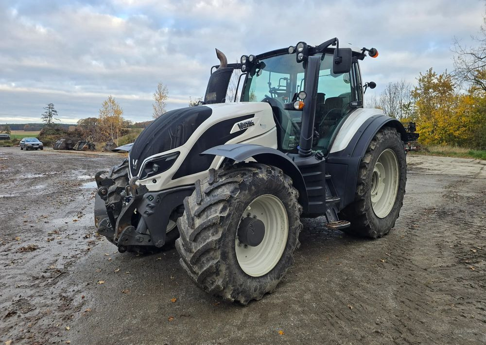 Valtra T 174S - Traktor: slika 1 Valtra T 174S - Traktor: slika 1